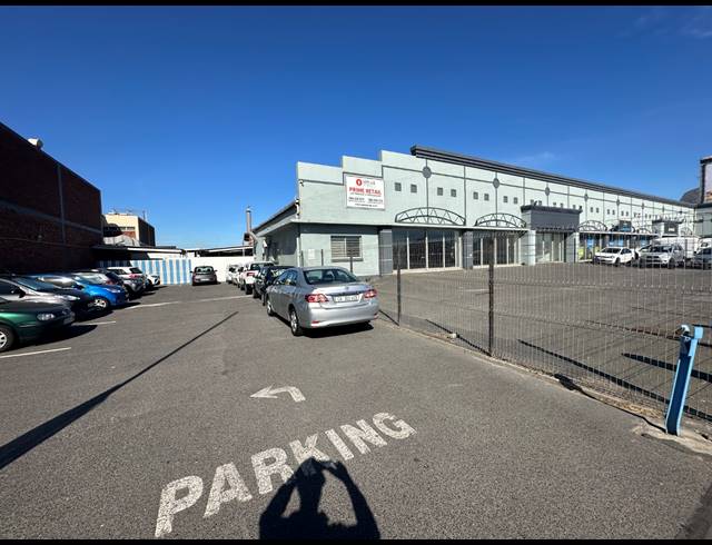 571M² WORKSHOP TO LET IN PAARDEN EILAND